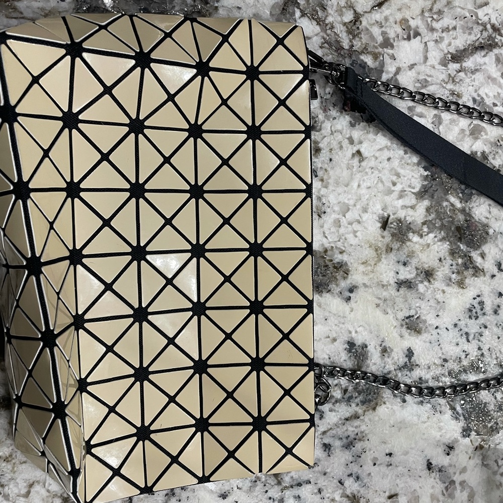 BAO BAO Authentic Issey miyake Baobao clutch